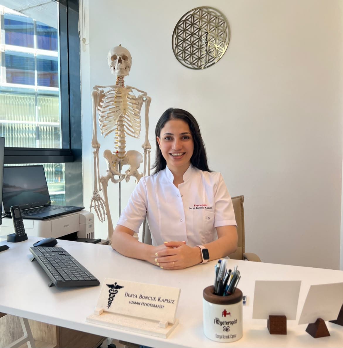 Fizyoterapist Derya Boncuk Kapısız — Kağıthane fizyoterapi kliniği